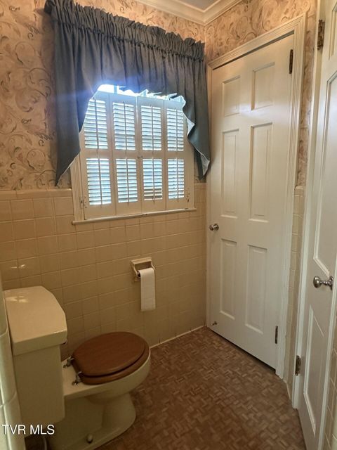 Tiny photo for 226 Susong Lane, Greeneville, TN 37743 (MLS # 9983578)