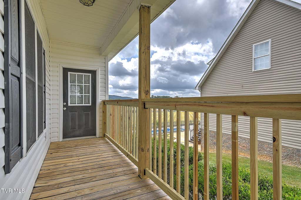 Photo of 931 Walkers Bend Road, Johnson City, TN 37615 (MLS # 9997377)
