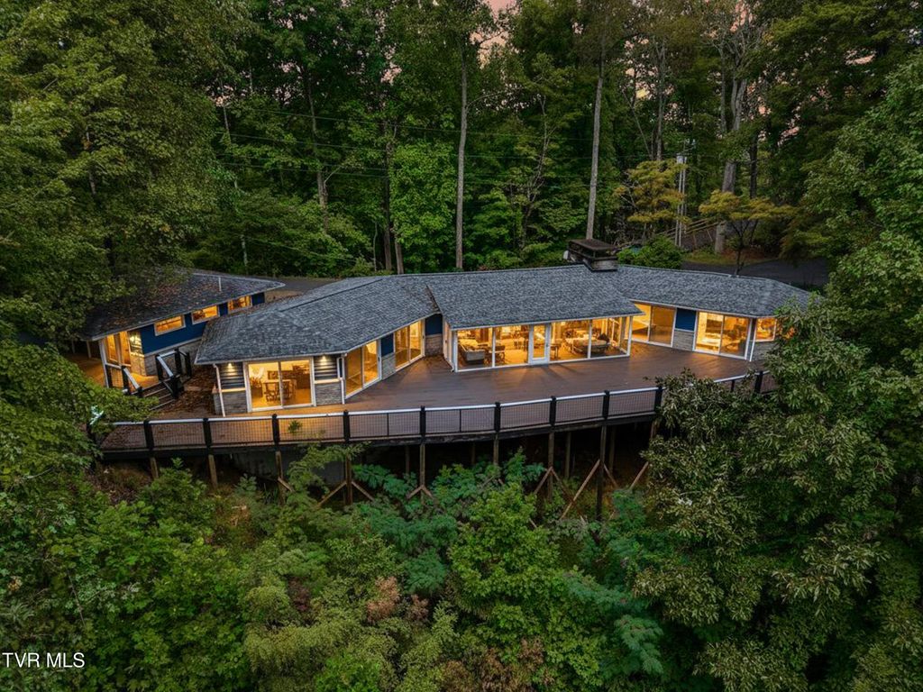 Photo of 459 Judy Top Lane, Sevierville, TN 37876 (MLS # 9986805)