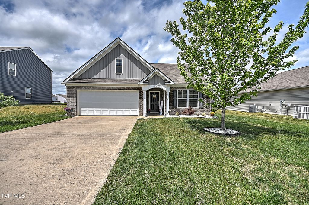 Photo of 3132 Phillips Way, Kingsport, TN 37664 (MLS # 9994615)