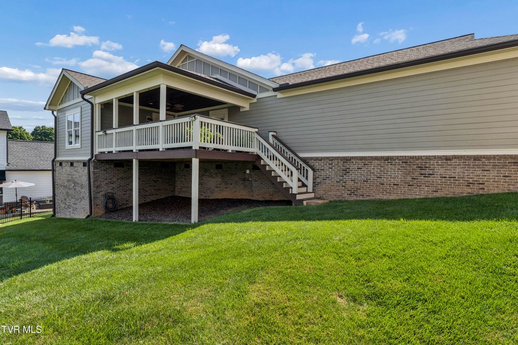 Photo of 249 Princeton Gardens, Johnson City, TN 37601 (MLS # 9998420)