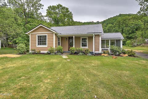 Homes For Sale - 2820 Broad Street<br/> Bristol, TN 37620