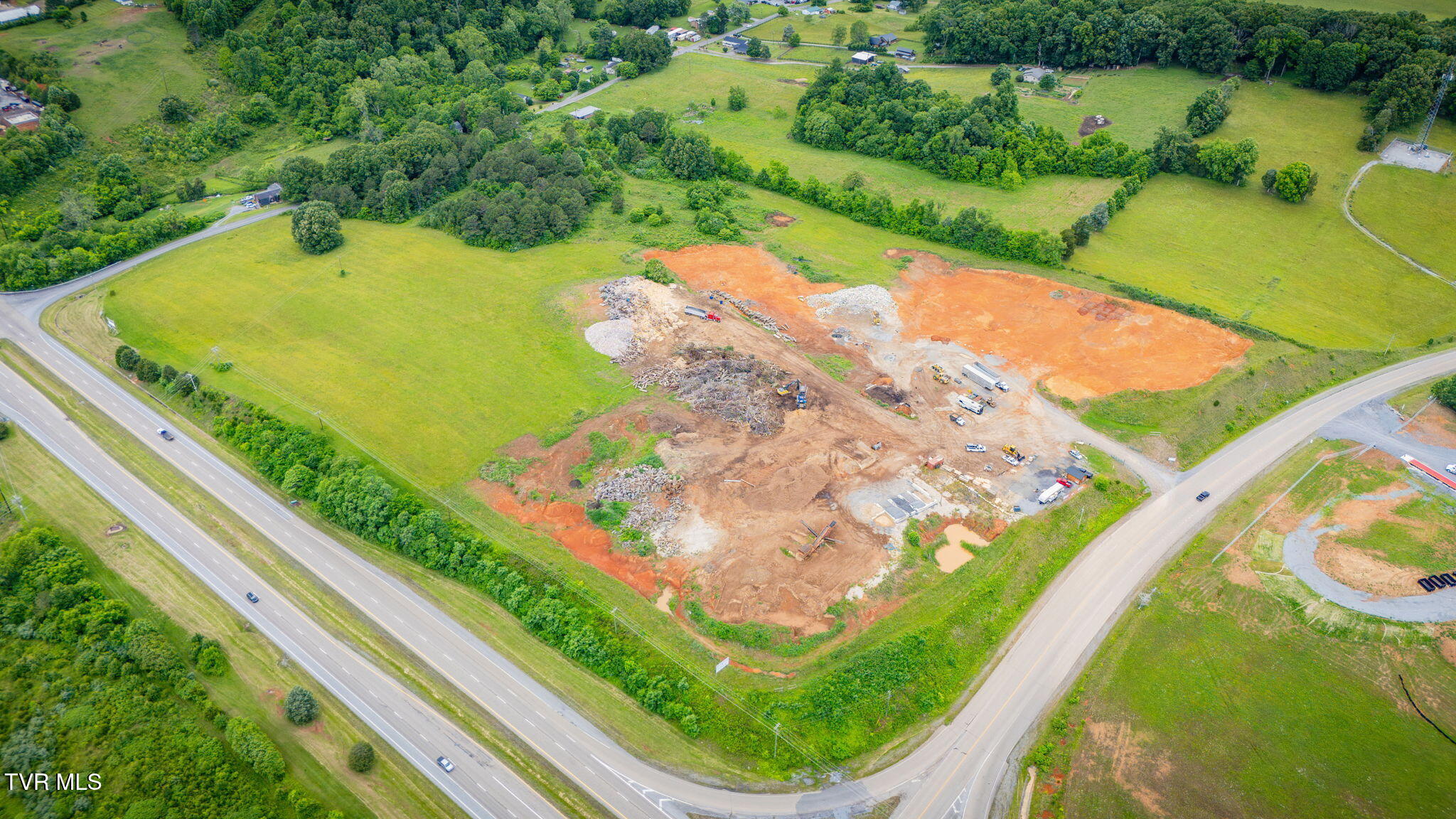 127 Bradley Creek Road, Surgoinsville, Tennessee image 1