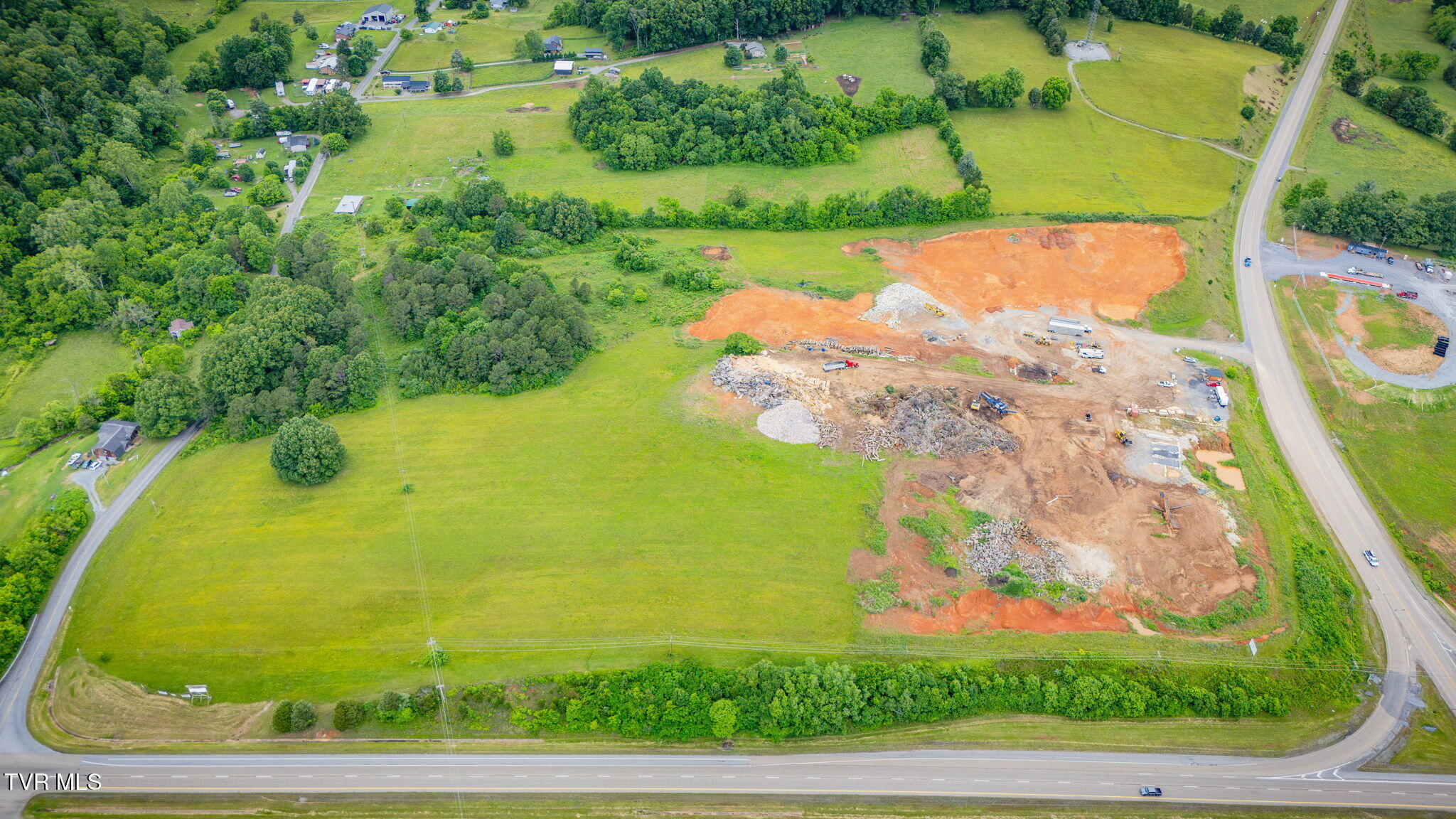 127 Bradley Creek Road, Surgoinsville, Tennessee image 2