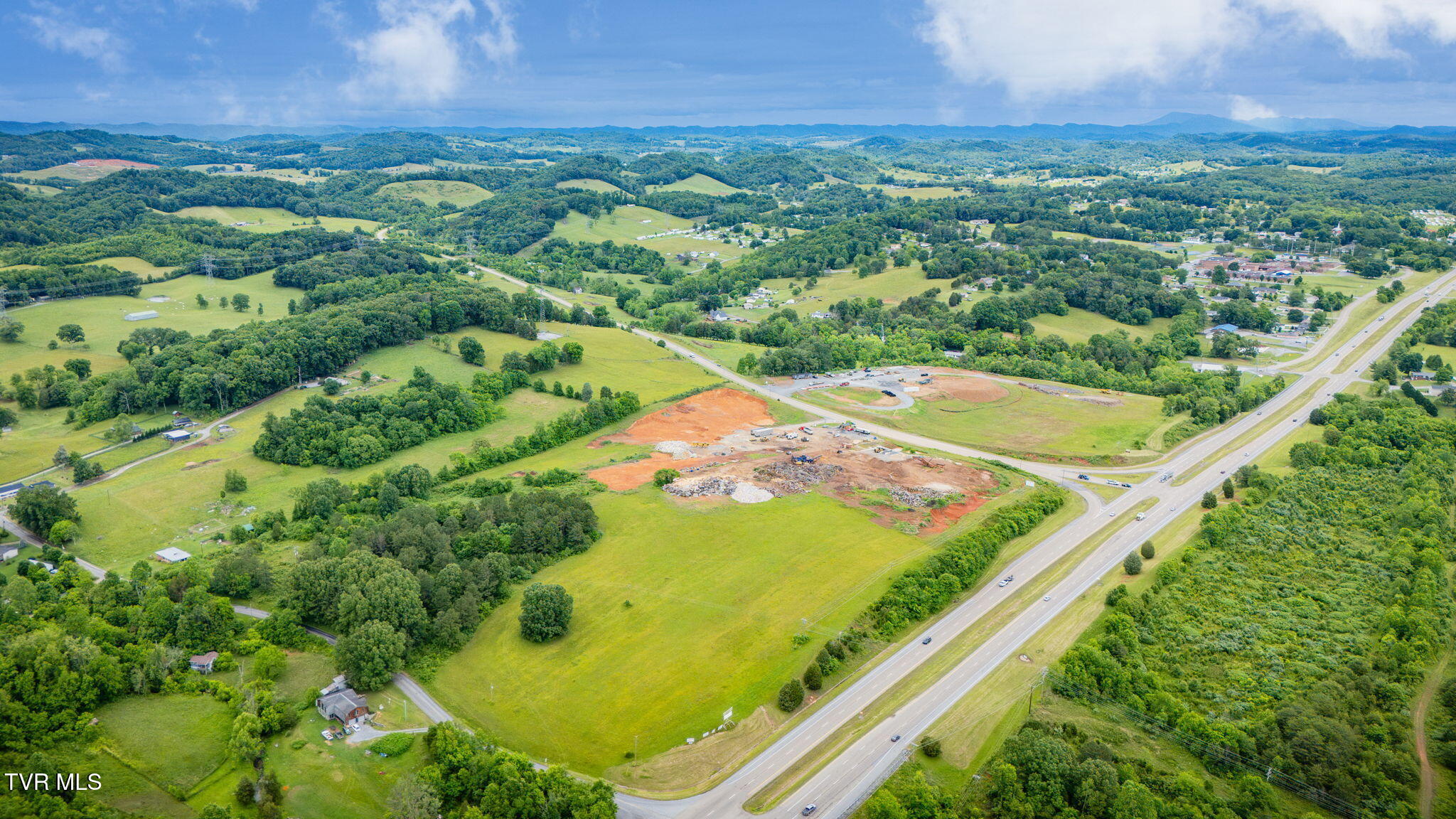 127 Bradley Creek Road, Surgoinsville, Tennessee image 4