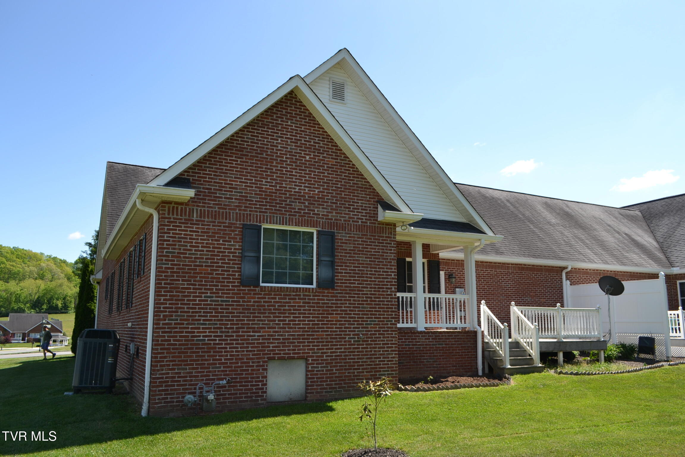 20299 Millbrook Drive 7b