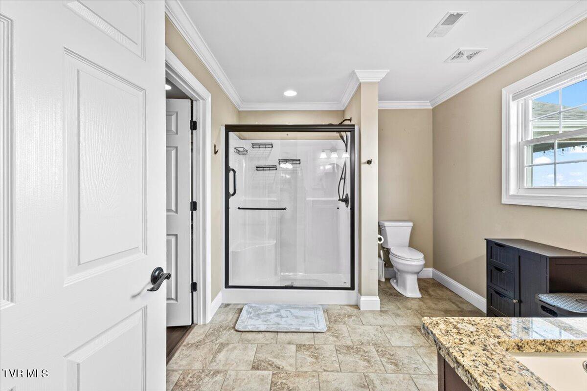 4892 Eagle Pointe Drive, Kingsport, Tennessee image 21