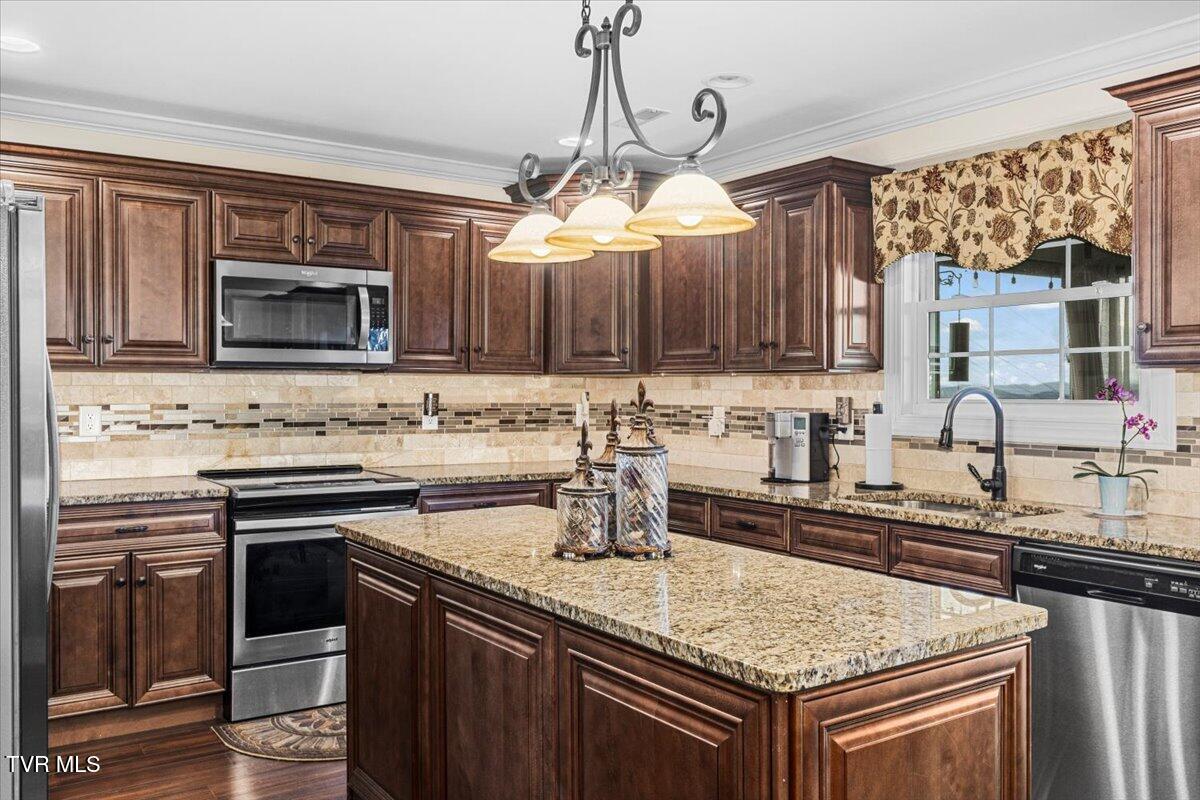 4892 Eagle Pointe Drive, Kingsport, Tennessee image 39