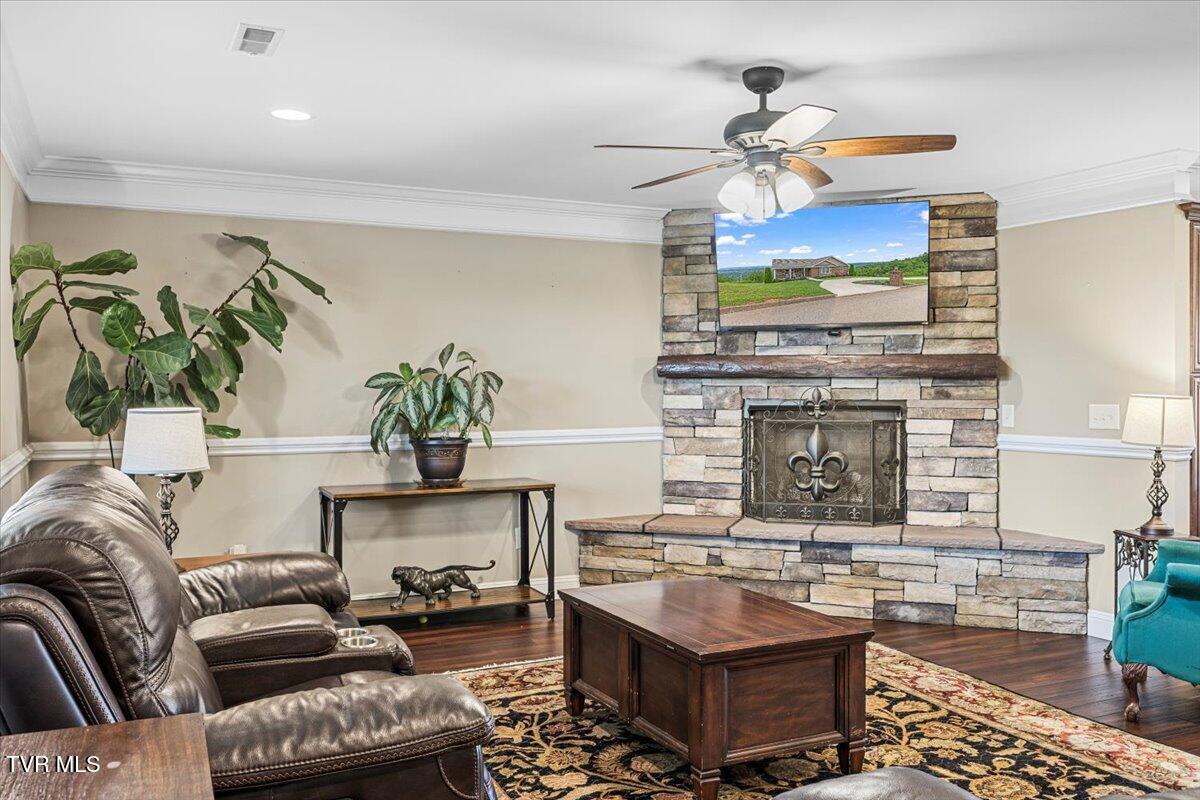 4892 Eagle Pointe Drive, Kingsport, Tennessee image 34