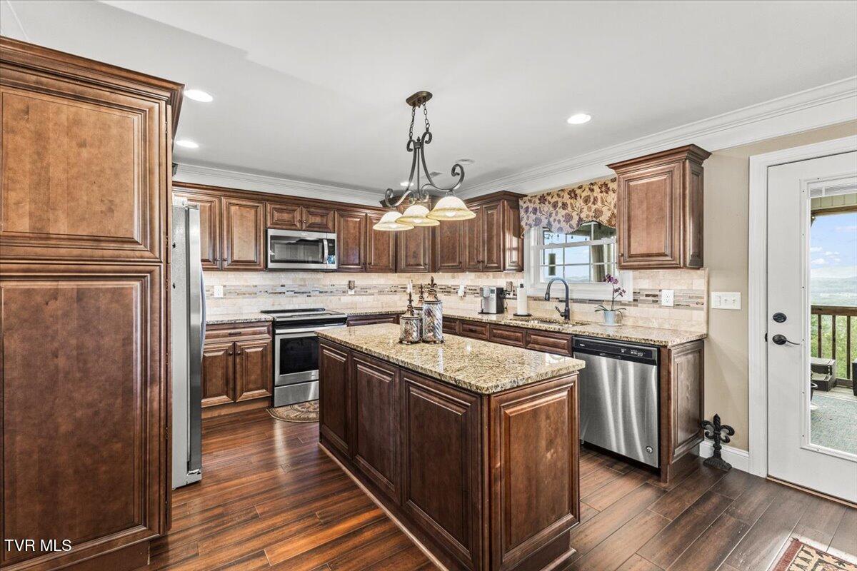4892 Eagle Pointe Drive, Kingsport, Tennessee image 38