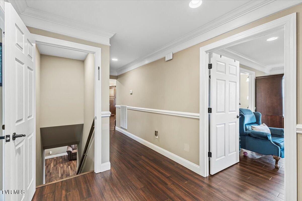 4892 Eagle Pointe Drive, Kingsport, Tennessee image 32