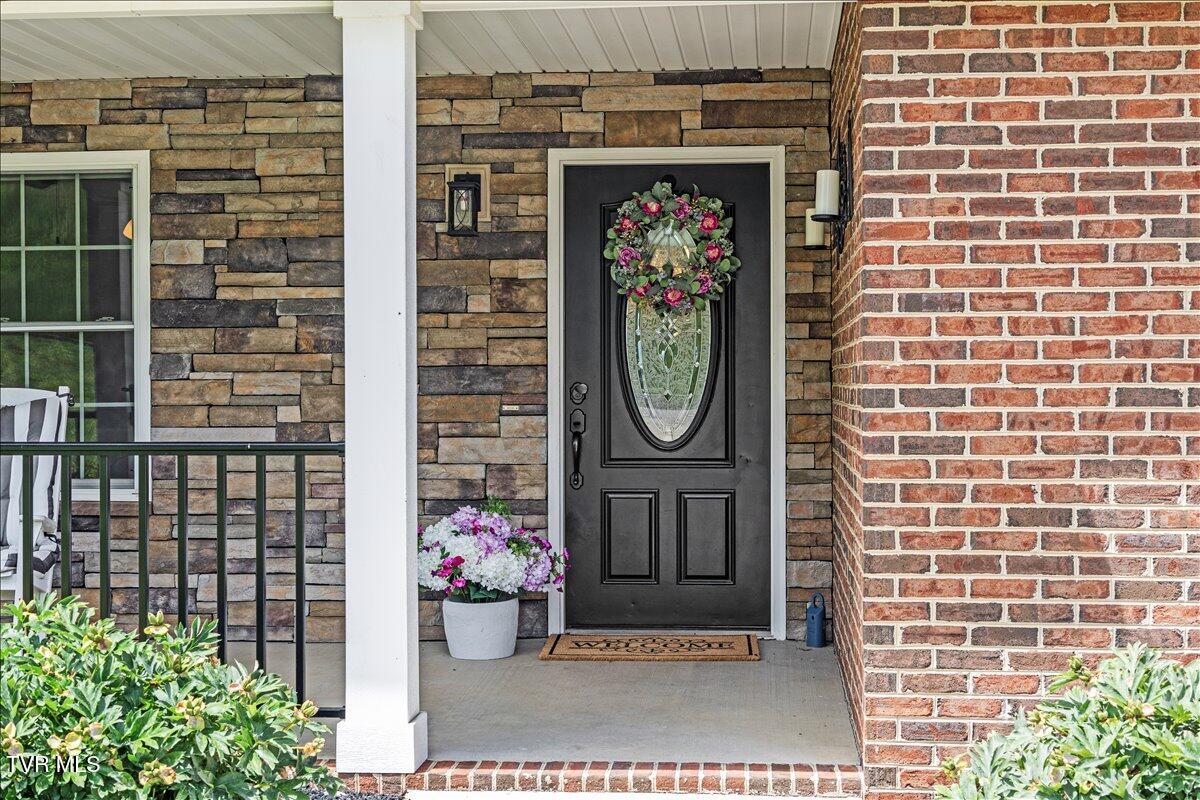 4892 Eagle Pointe Drive, Kingsport, Tennessee image 12