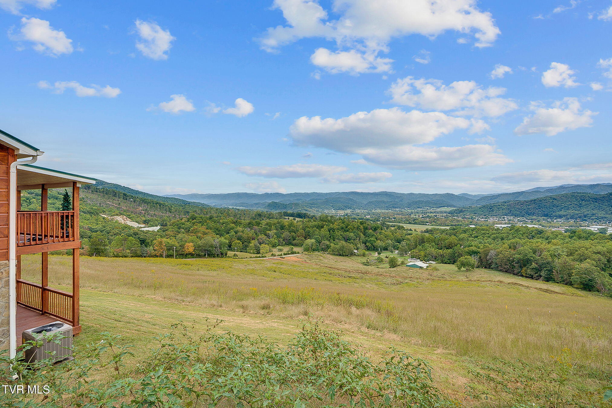 117-135 Ridgeview Drive