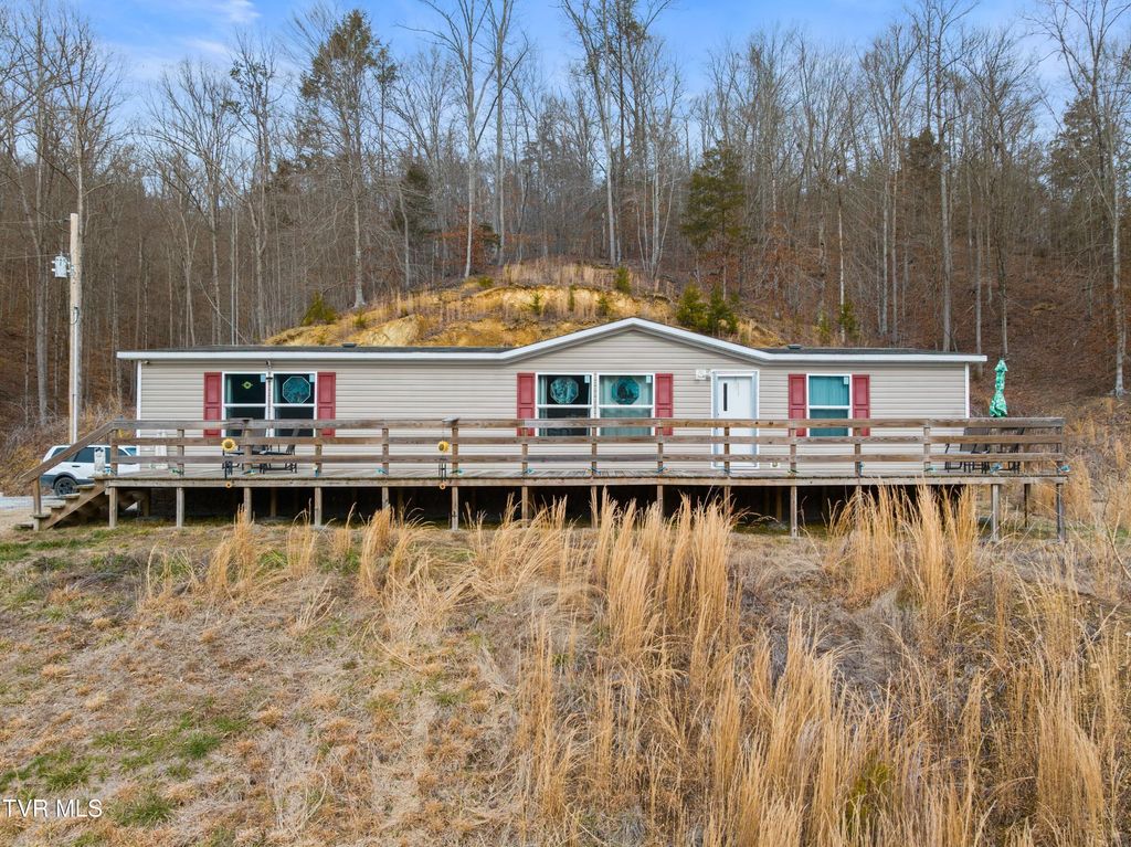 Photo of 1473 State Highway 33, Tazewell, TN 37879 (MLS # 9990754)