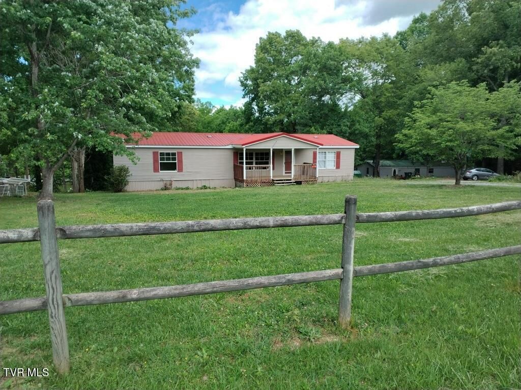 Photo of 473 Rockingham Road, Johnson City, TN 37615 (MLS # 9985898)