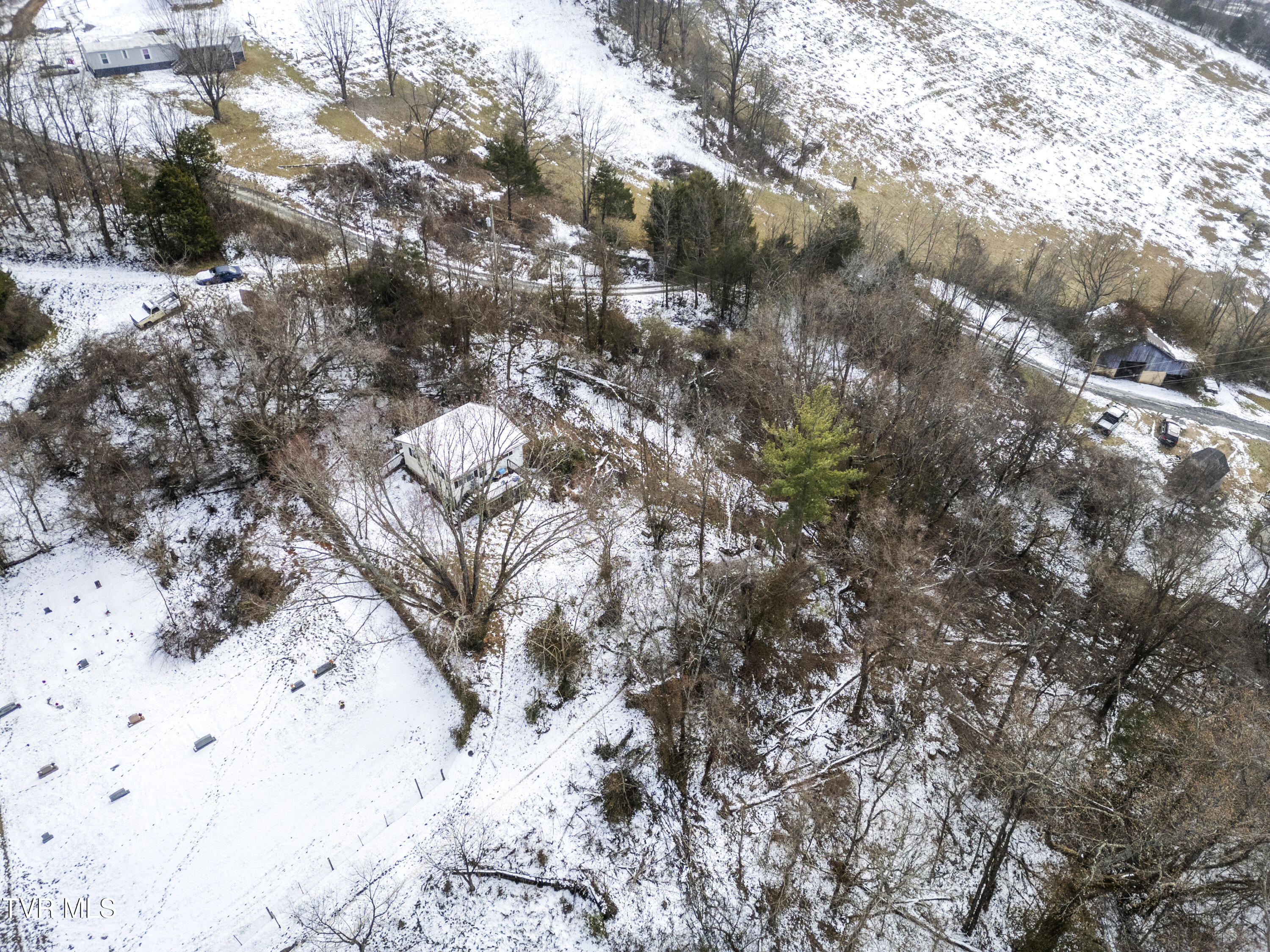 173 Deloach Road, Elizabethton, Tennessee image 6