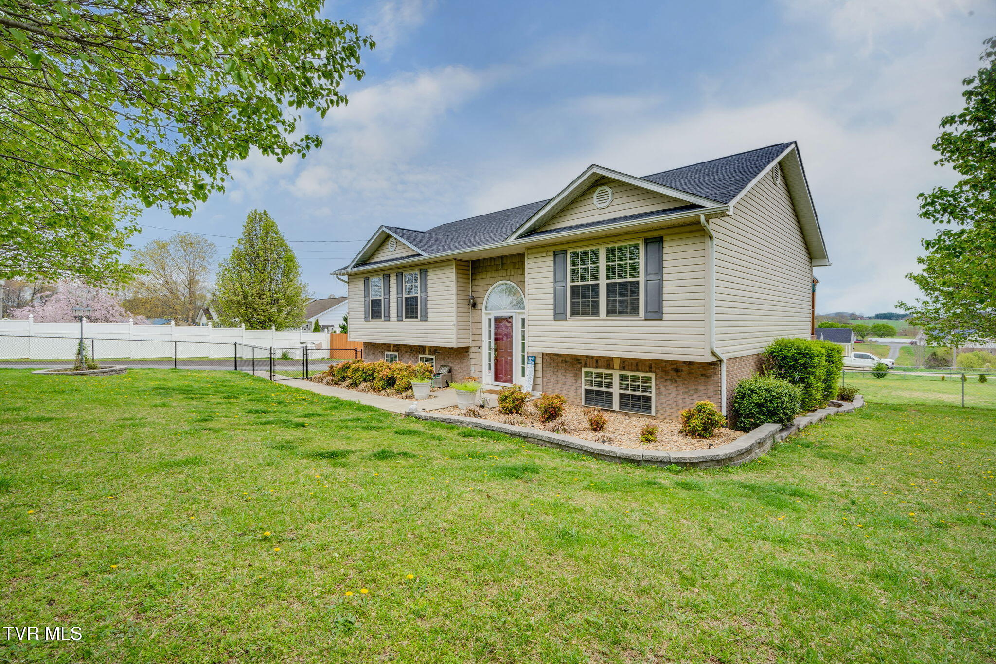 2 Pinehurst Court, Limestone, Tennessee image 4