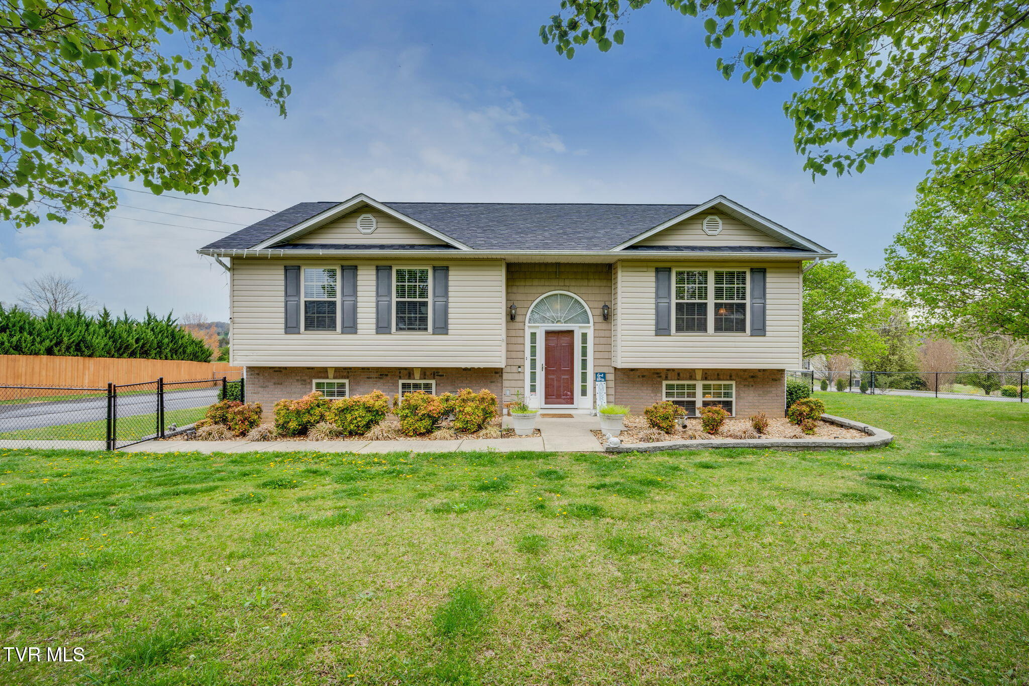 2 Pinehurst Court, Limestone, Tennessee image 2