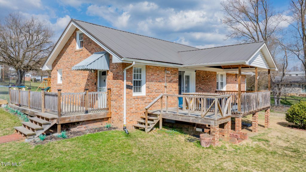 Photo of 1620 Clouds Ford Road, Kingsport, TN 37665 (MLS # 9991943)