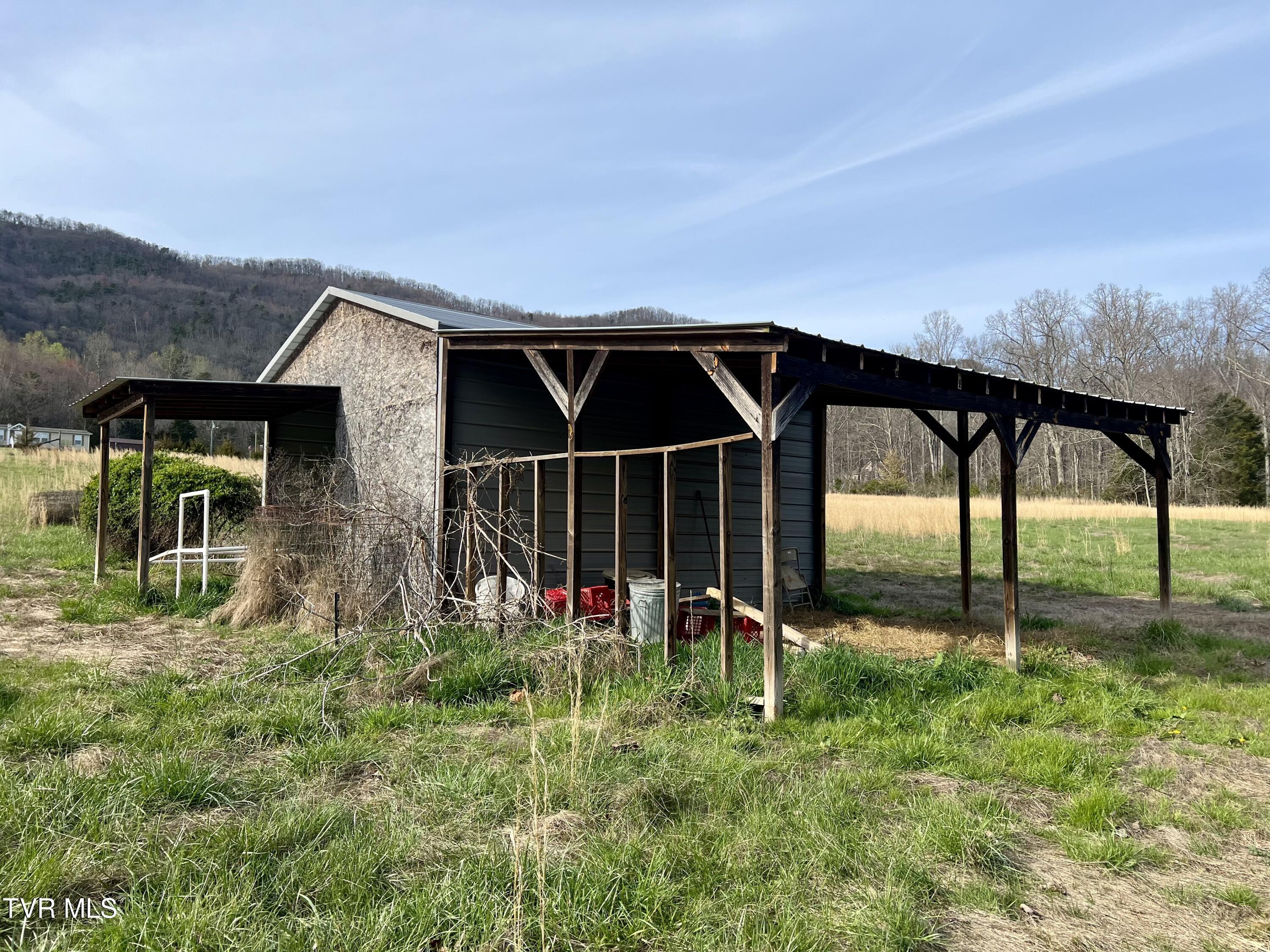 Lovin Road, Mooresburg, Tennessee image 11