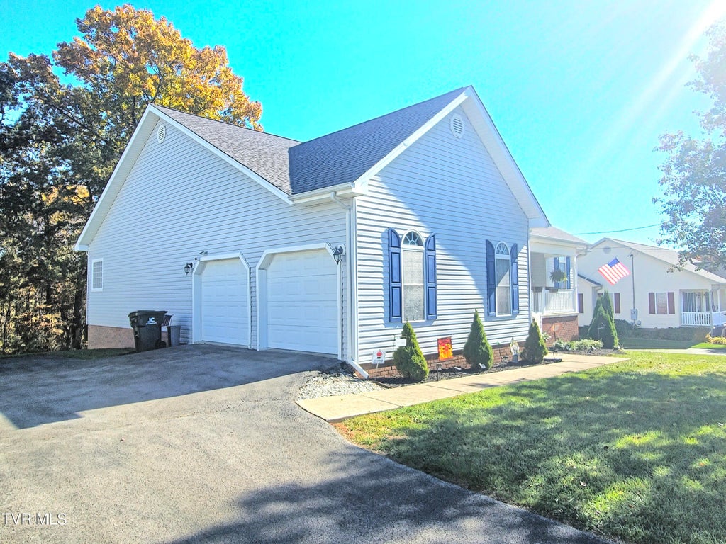 Photo of 153 Sugar Plum Lane, Telford, TN 37690 (MLS # 9998983)