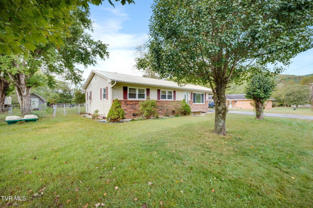 Photo of 221 Pippin Hollow Road, Erwin, TN 37650 (MLS # 10002011)