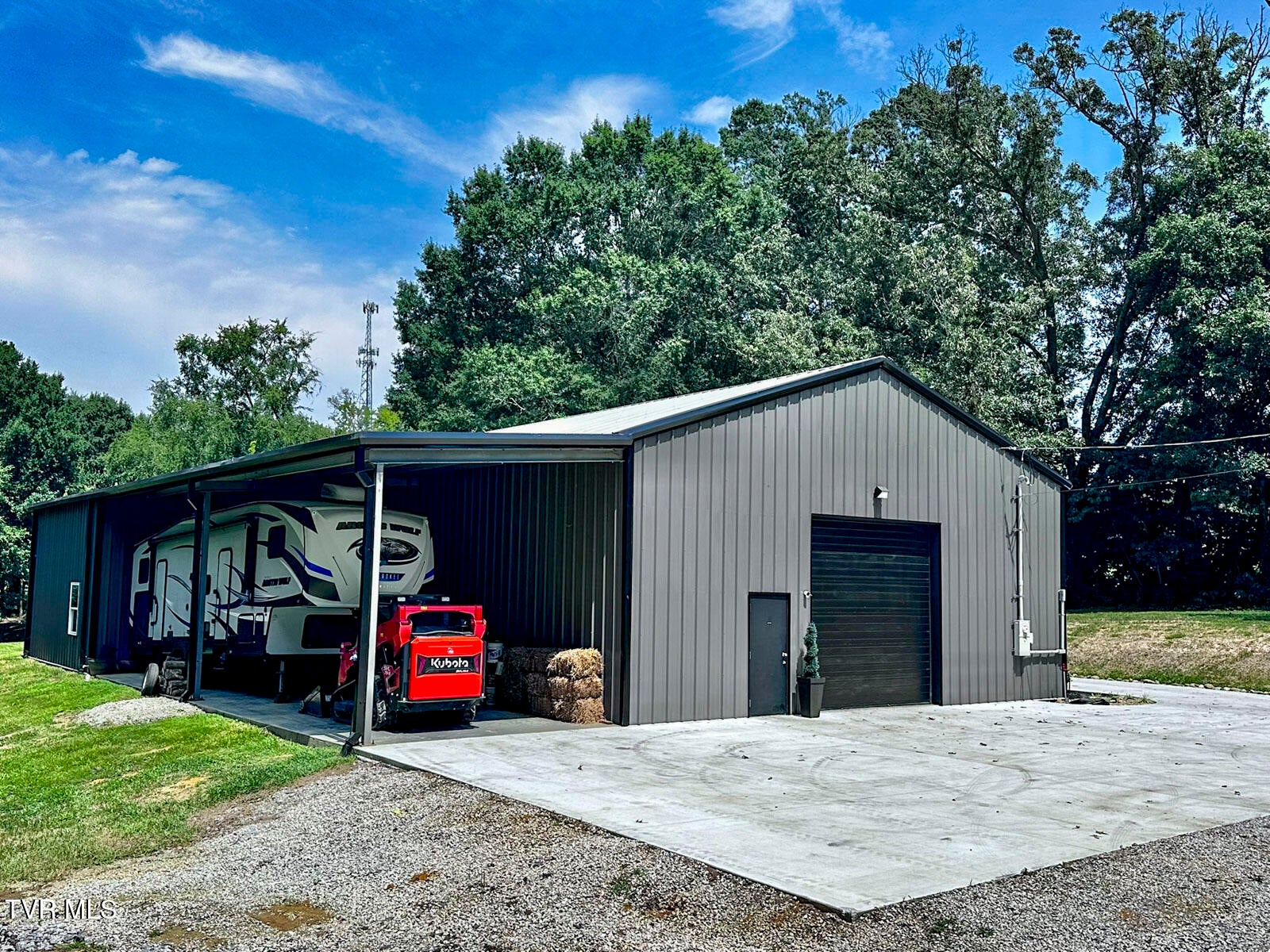 2919 Flicker Lane