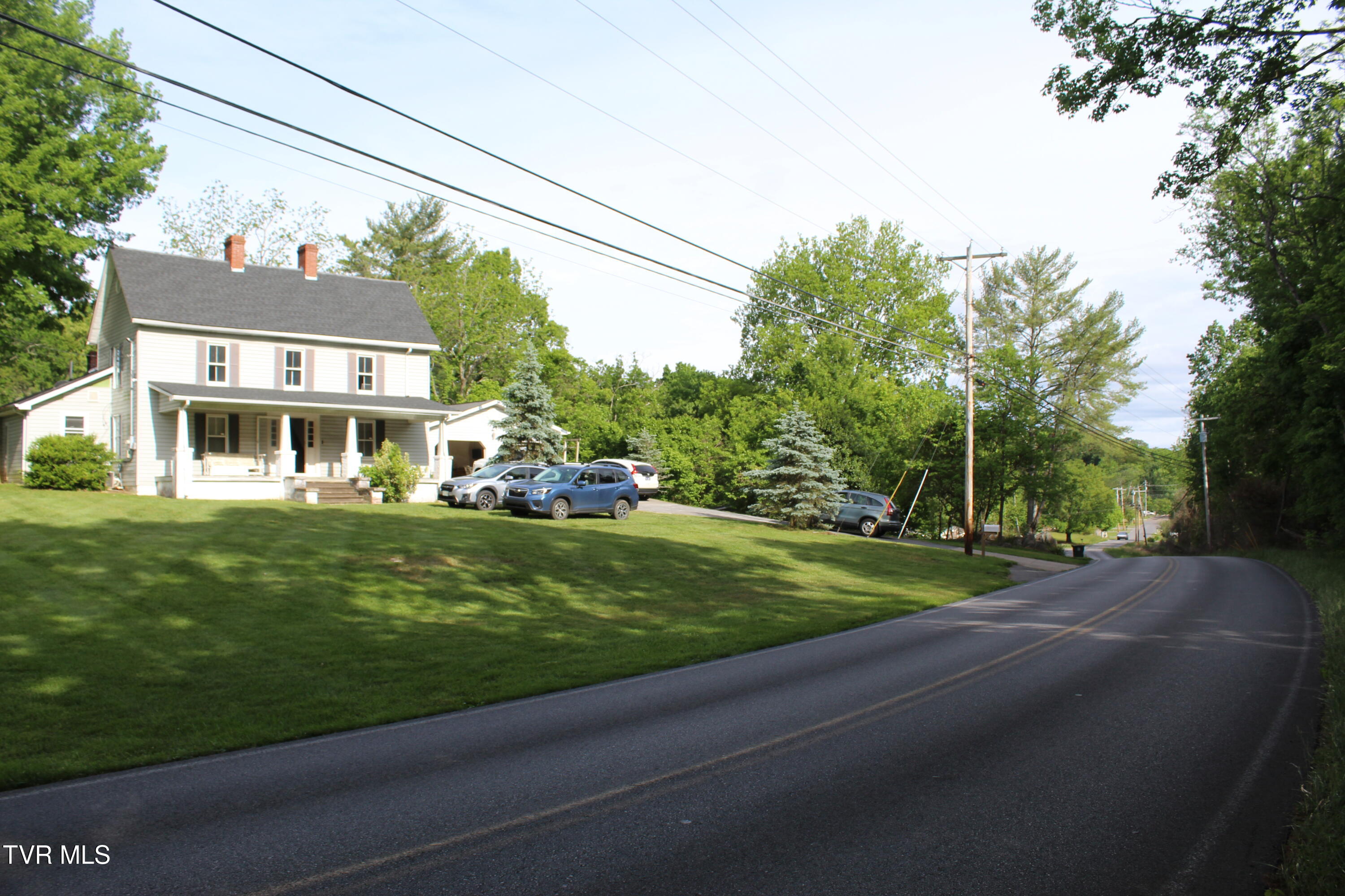380 Oak Grove Road, Johnson City, Tennessee image 8
