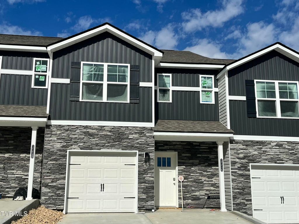 Photo of 1114 Wenna Way, Kingsport, TN 37664 (MLS # 9987295)