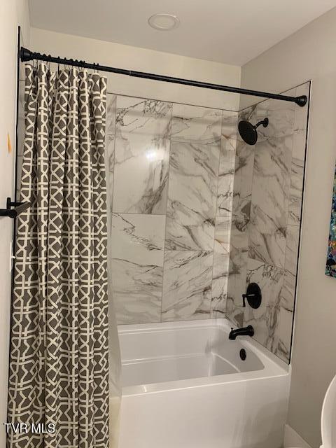 705 North Main Avenue