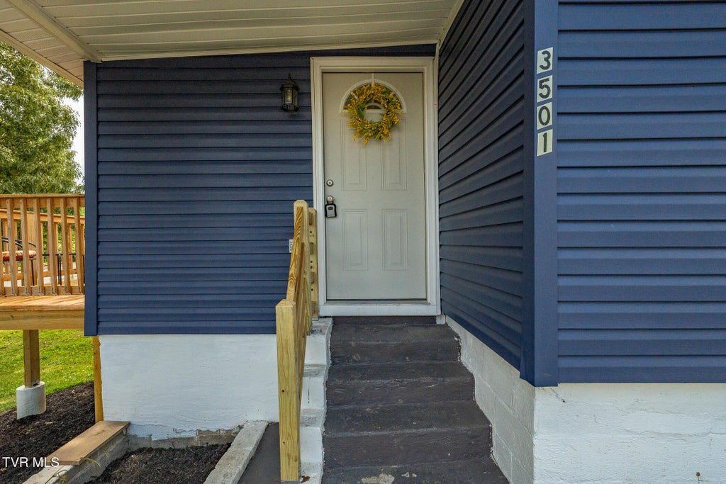Photo of 3501 Watterson Street, Kingsport, TN 37660 (MLS # 9996956)