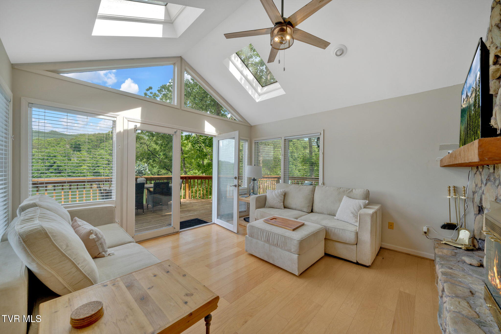 310 Cove Ridge Lane, Butler, Tennessee image 44