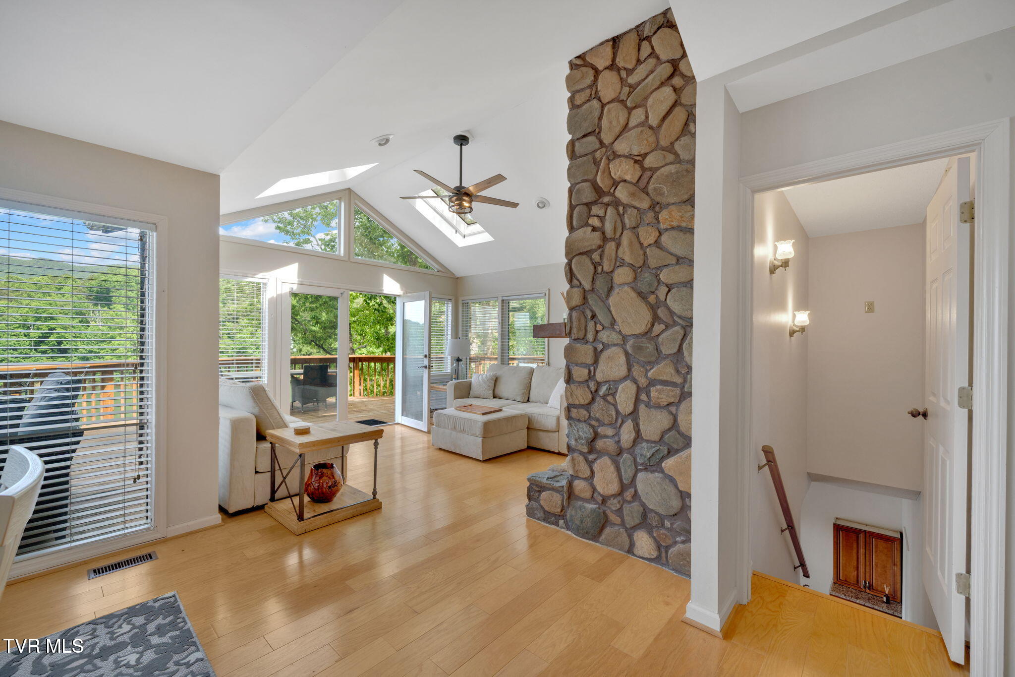 310 Cove Ridge Lane, Butler, Tennessee image 45