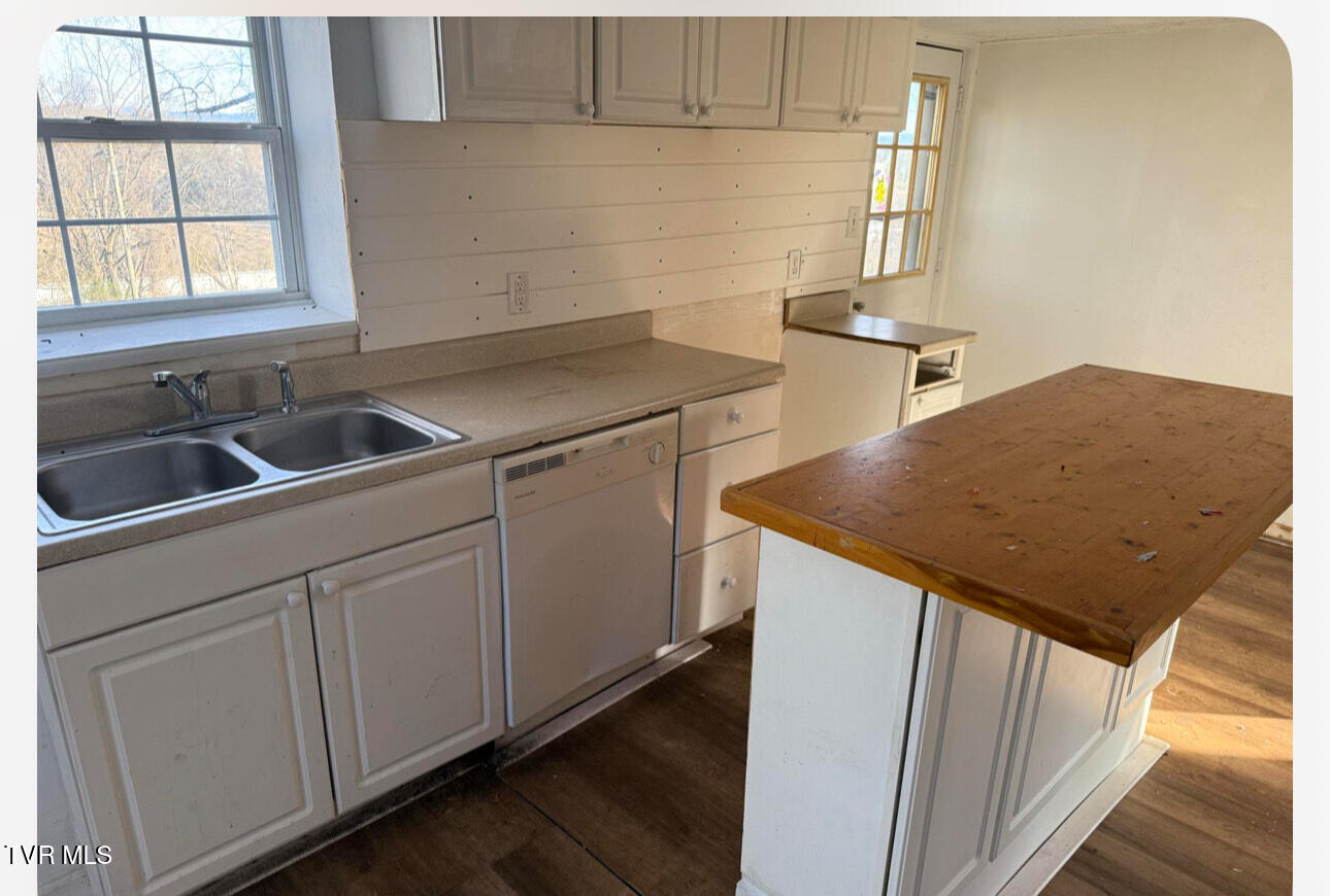 919 Russell St Street, Bristol, Virginia image 3