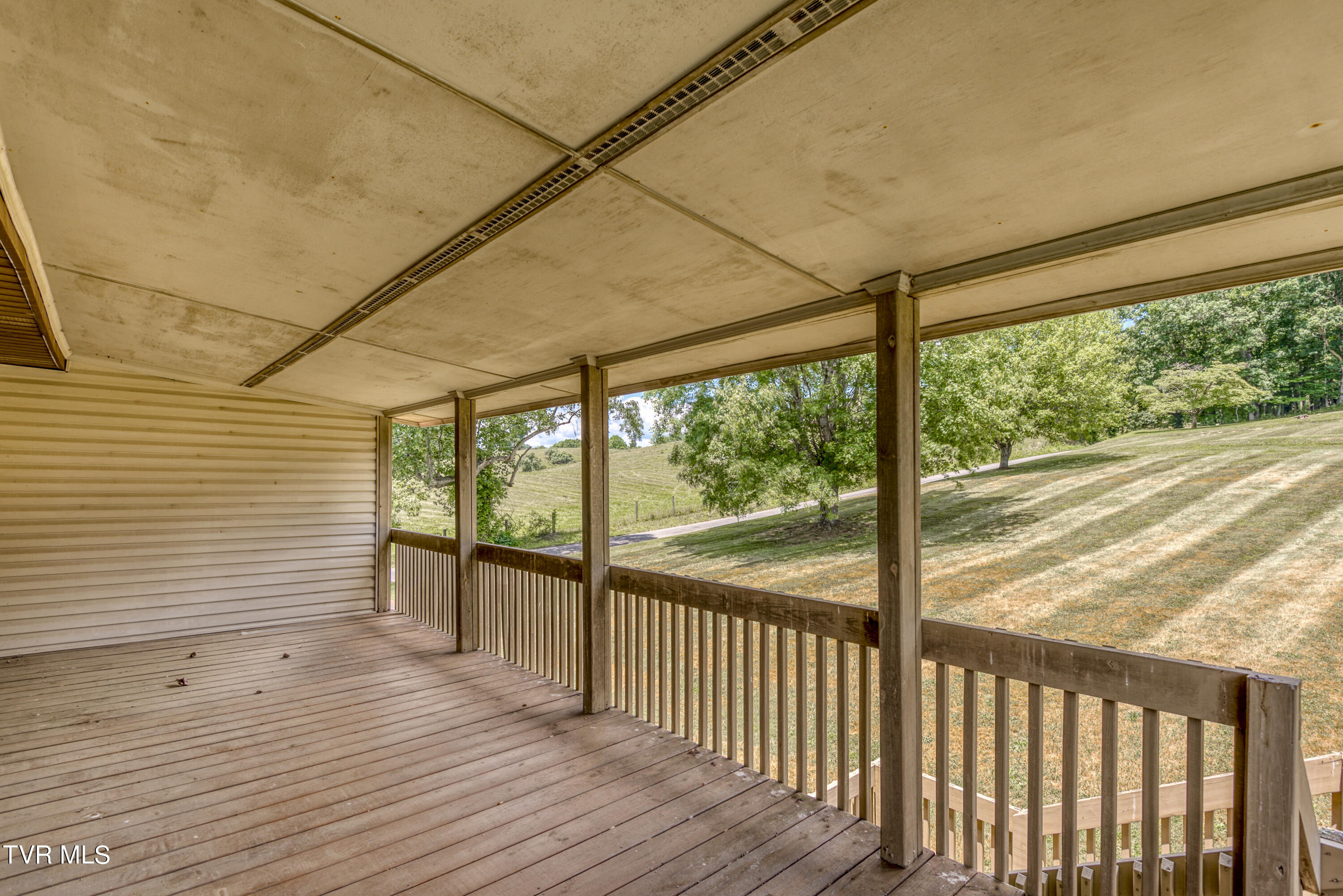 409 Spring Valley Road, Marion, Virginia image 25