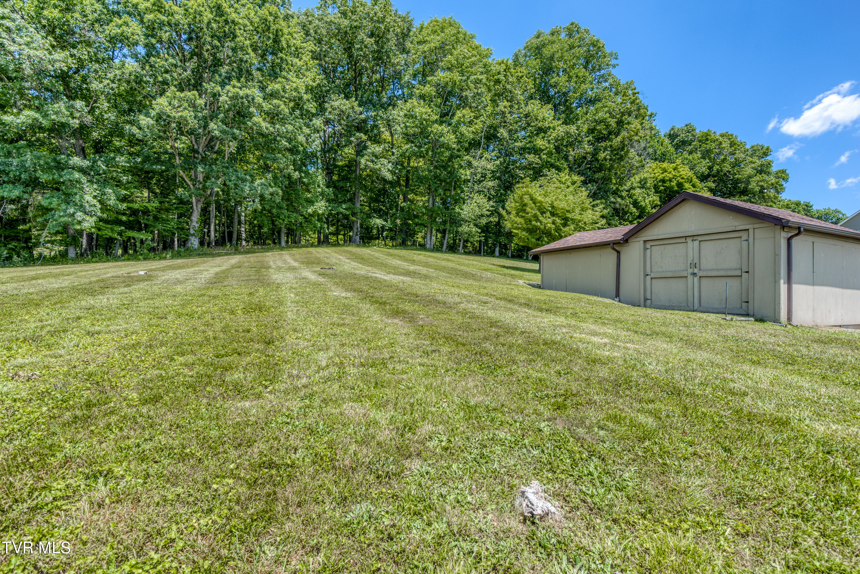 409 Spring Valley Road, Marion, Virginia image 3