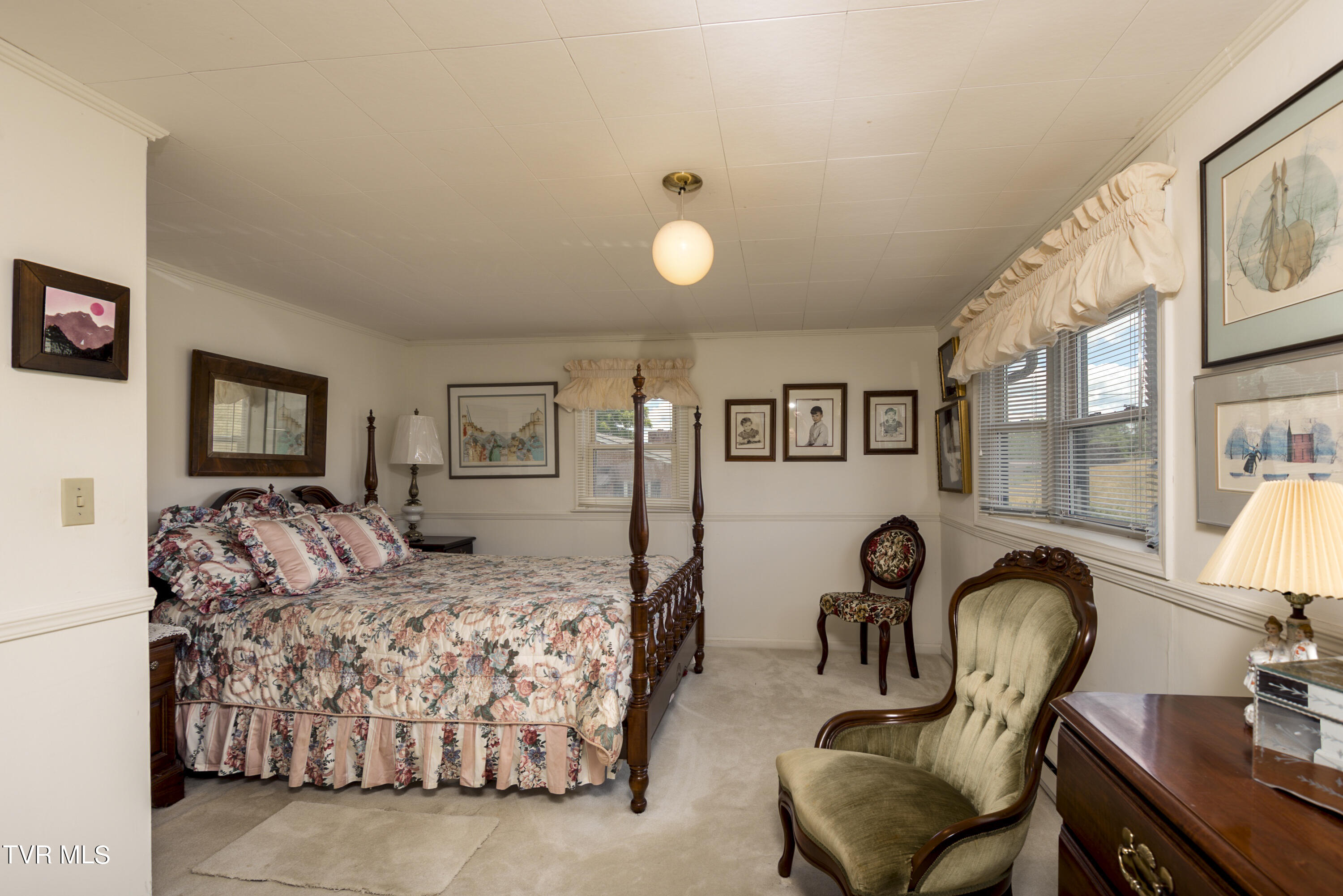 409 Spring Valley Road, Marion, Virginia image 5