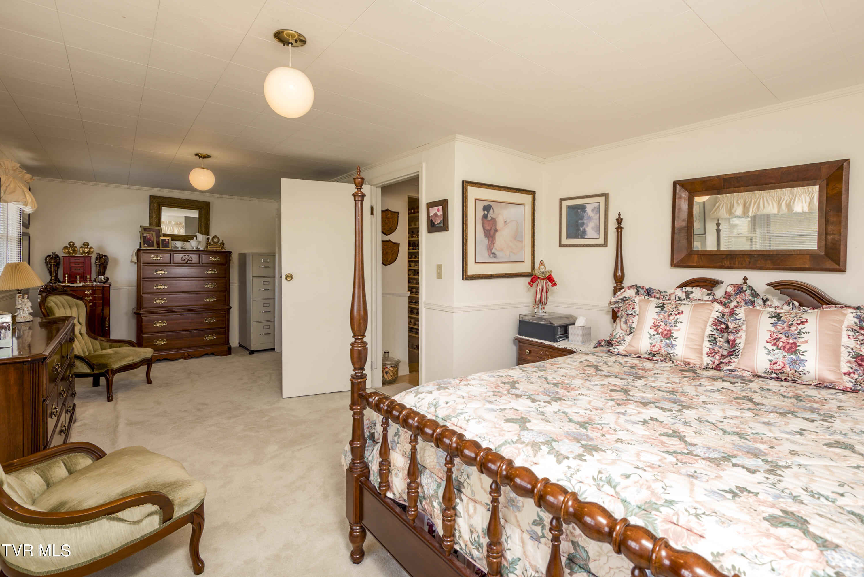 409 Spring Valley Road, Marion, Virginia image 6