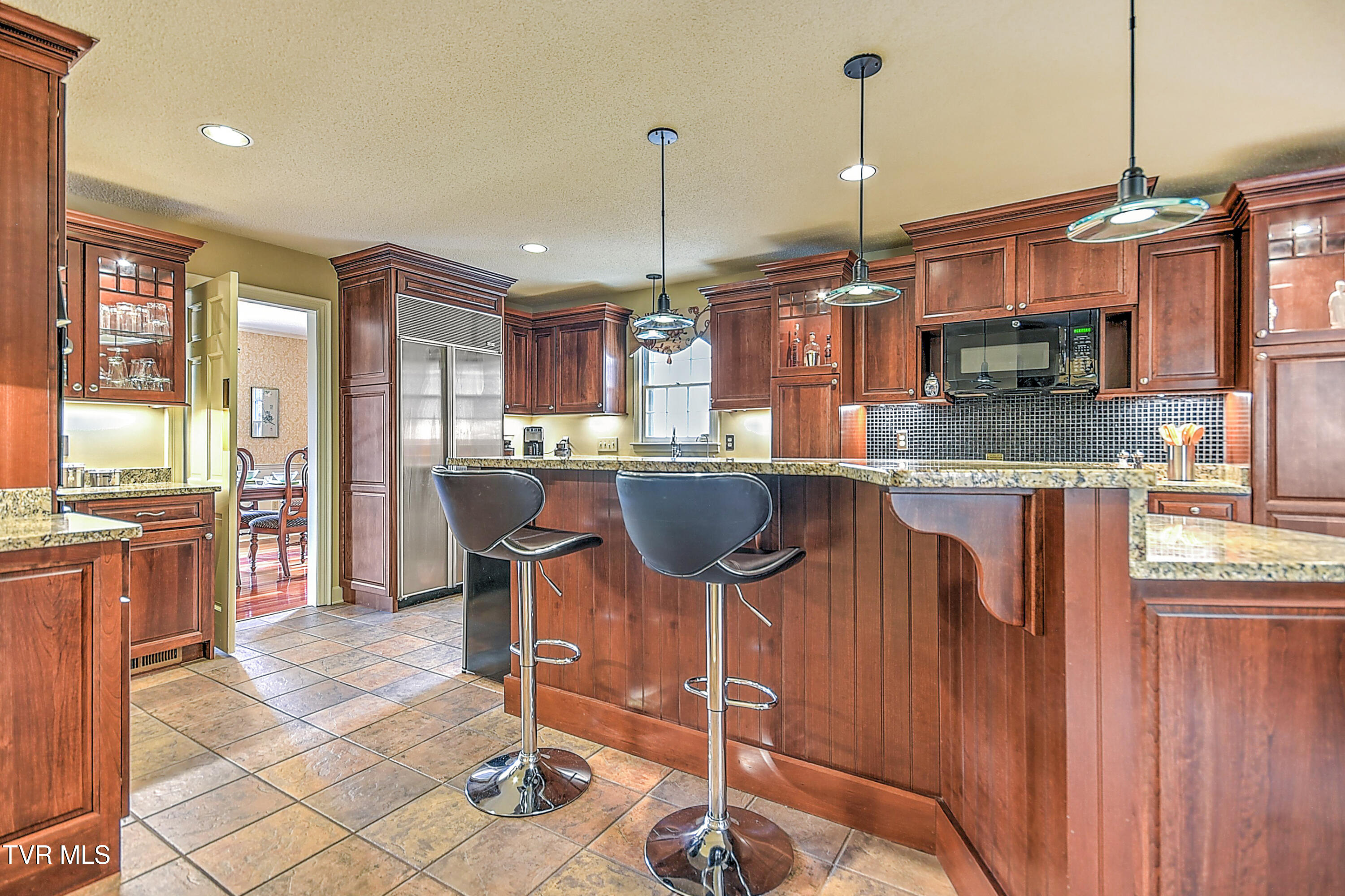 216 Forest Hills Drive, Bristol, Tennessee image 9