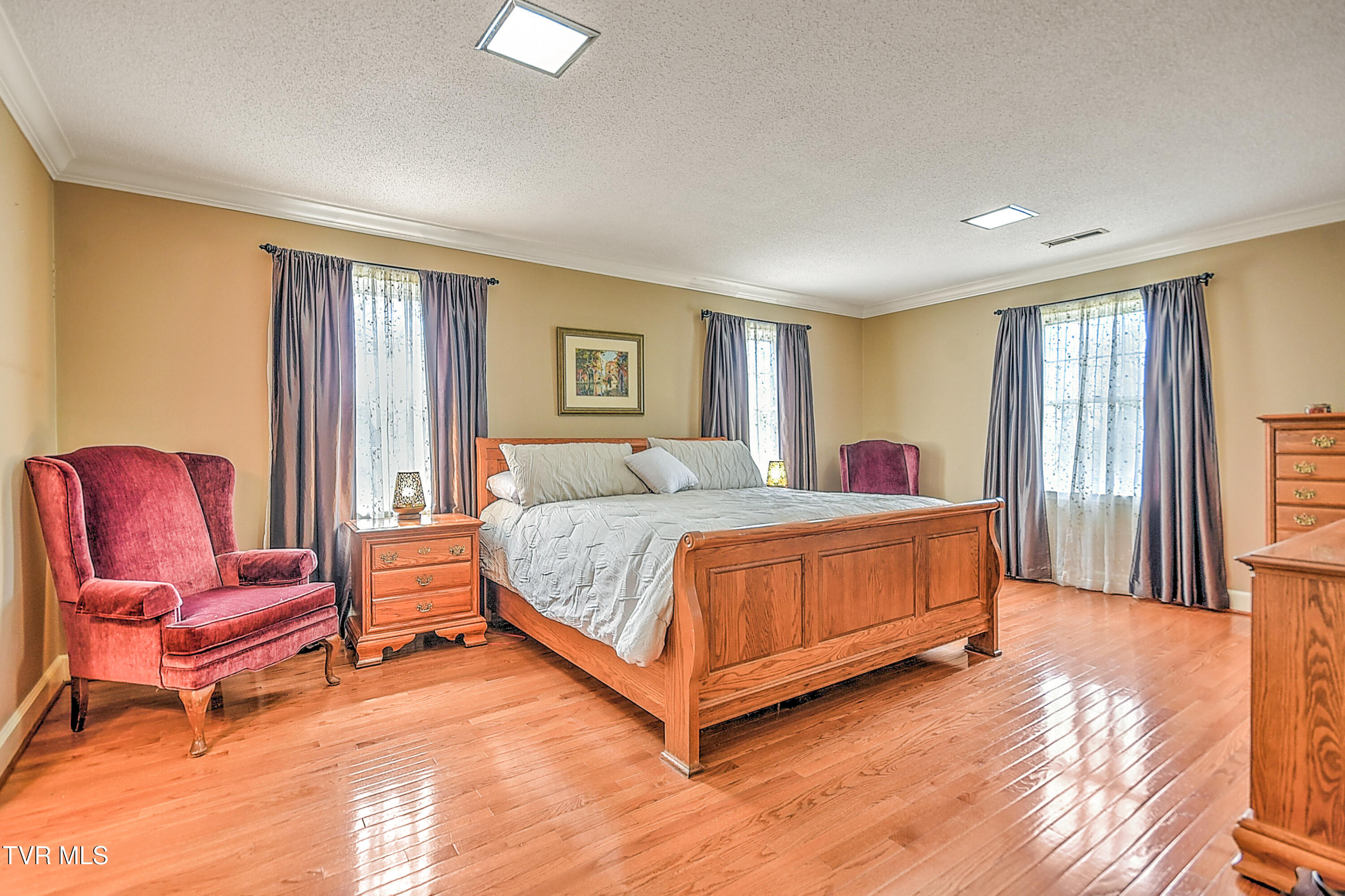 216 Forest Hills Drive, Bristol, Tennessee image 46