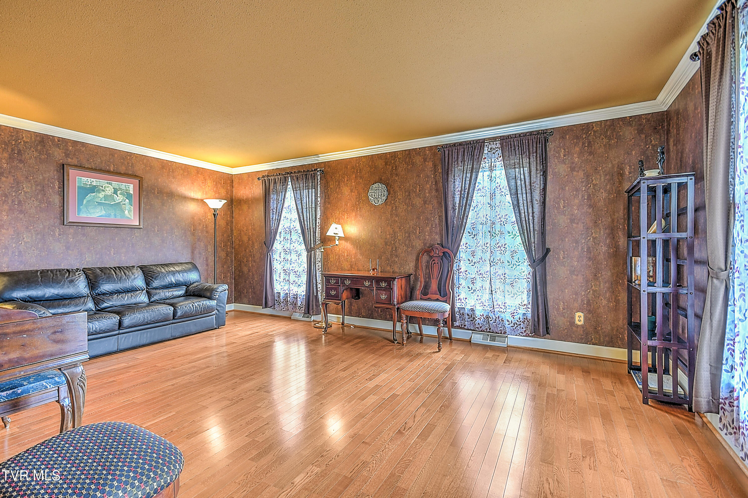 216 Forest Hills Drive, Bristol, Tennessee image 40