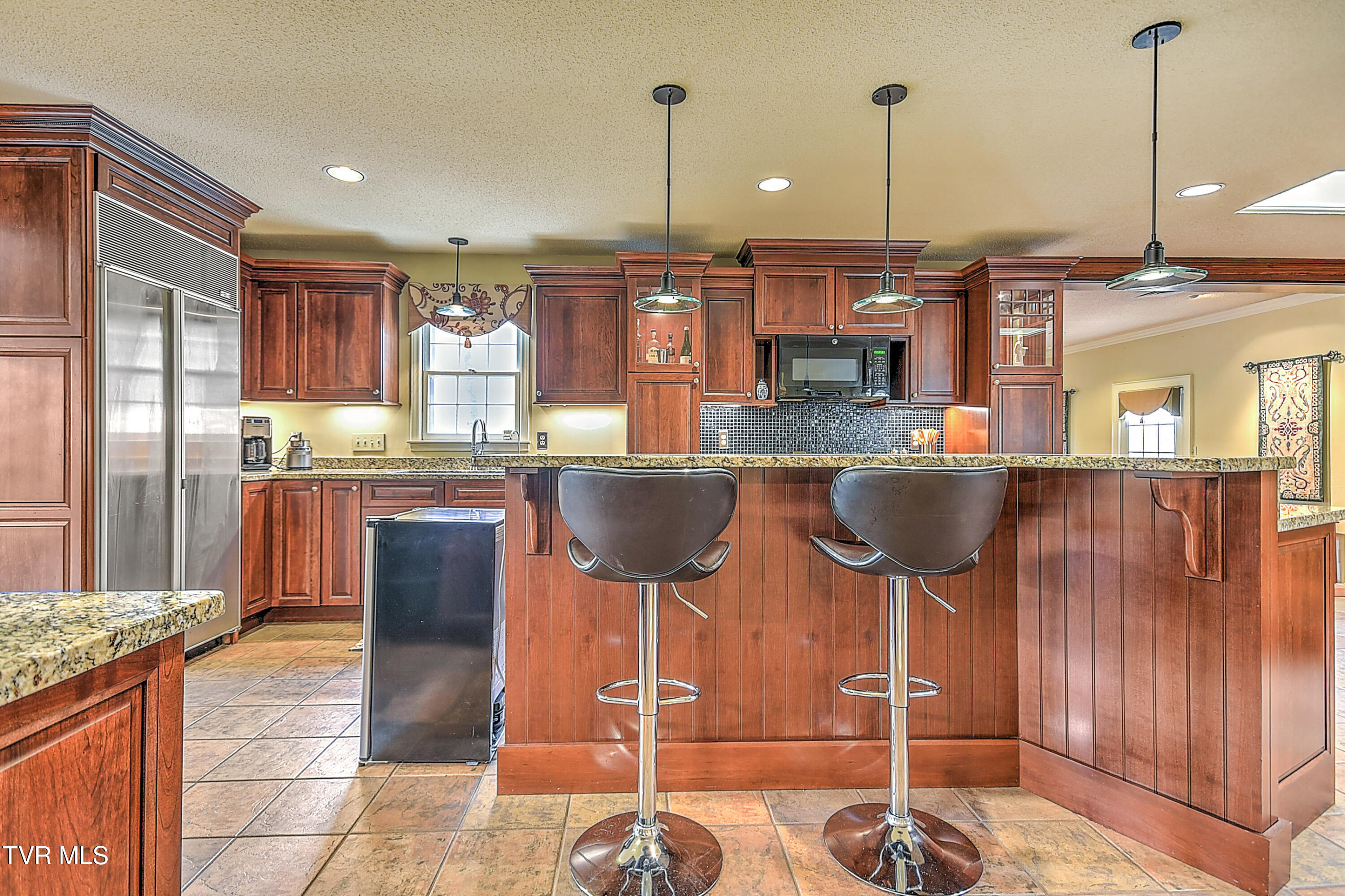 216 Forest Hills Drive, Bristol, Tennessee image 16
