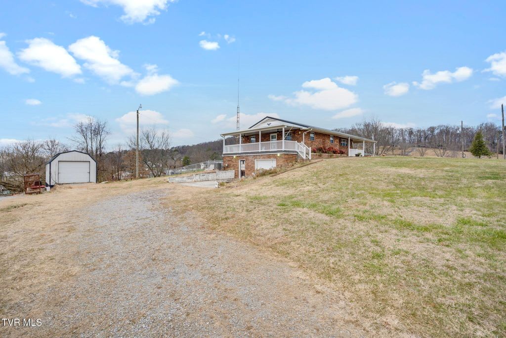 Photo of 309 Hill Avenue, Surgoinsville, TN 37873 (MLS # 9989547)
