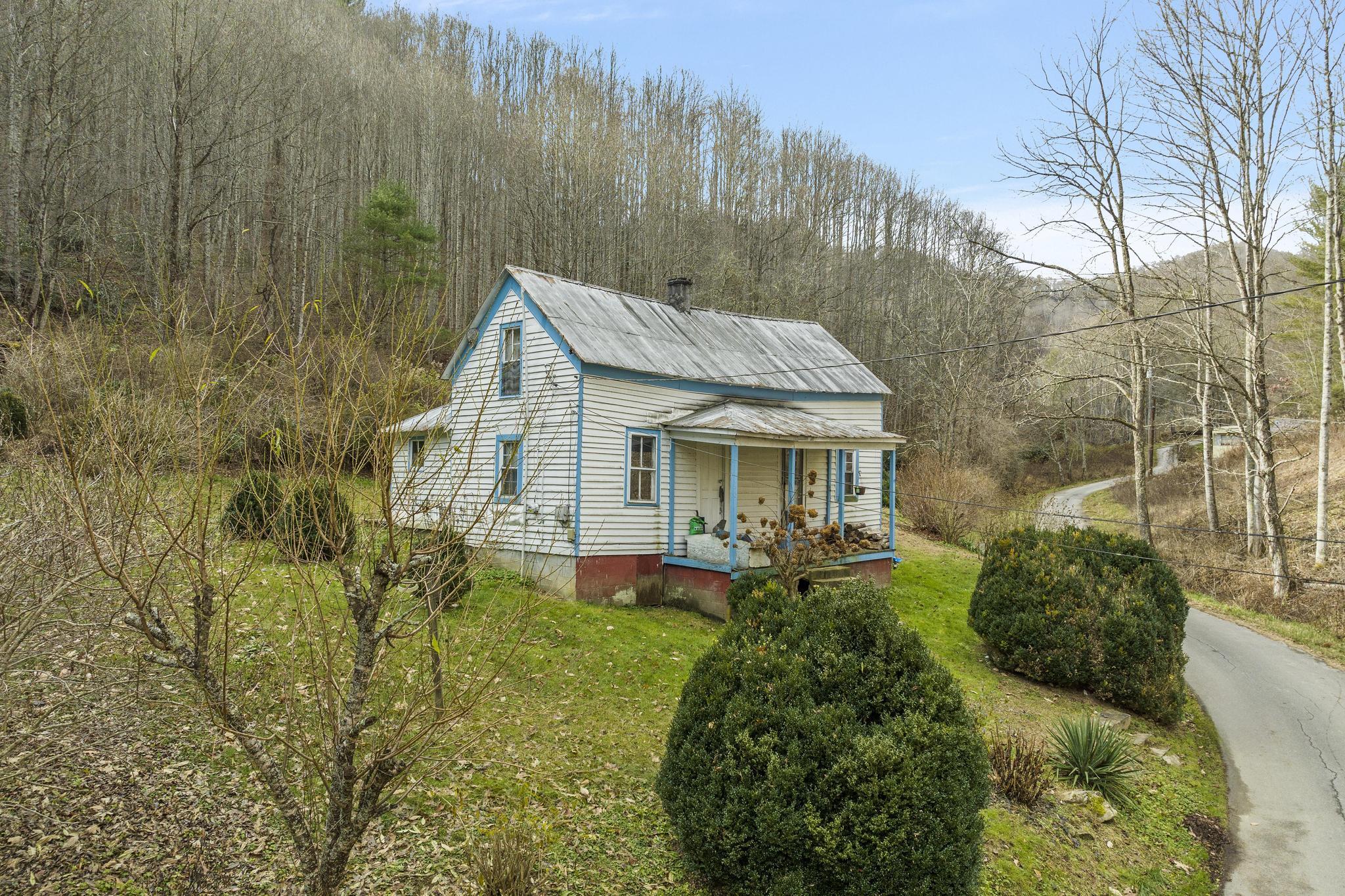 179 Smith Branch Road, Roan Mountain, Tennessee image 6