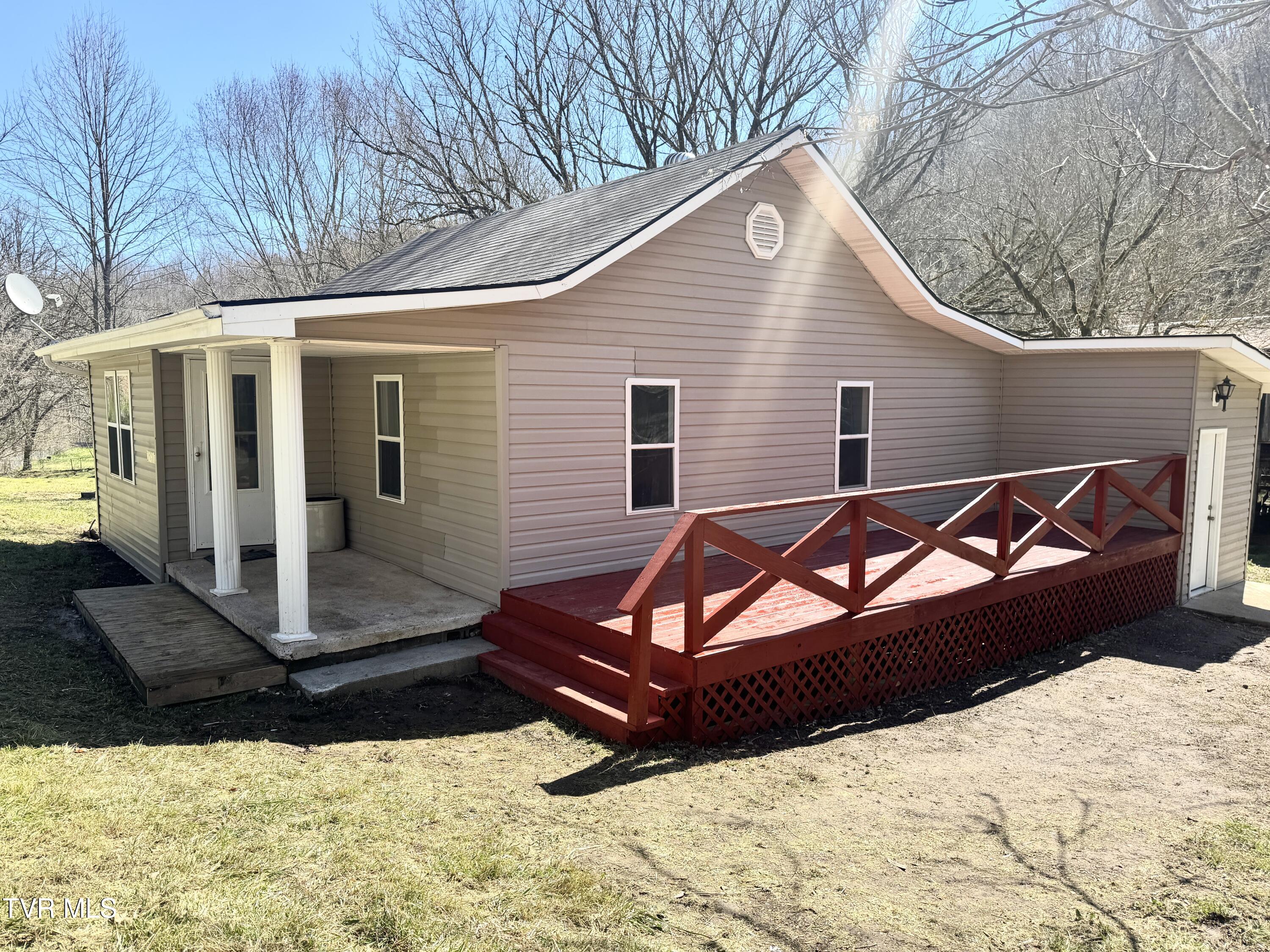 1297 Dry Creek Road, Blackwater, Virginia image 5