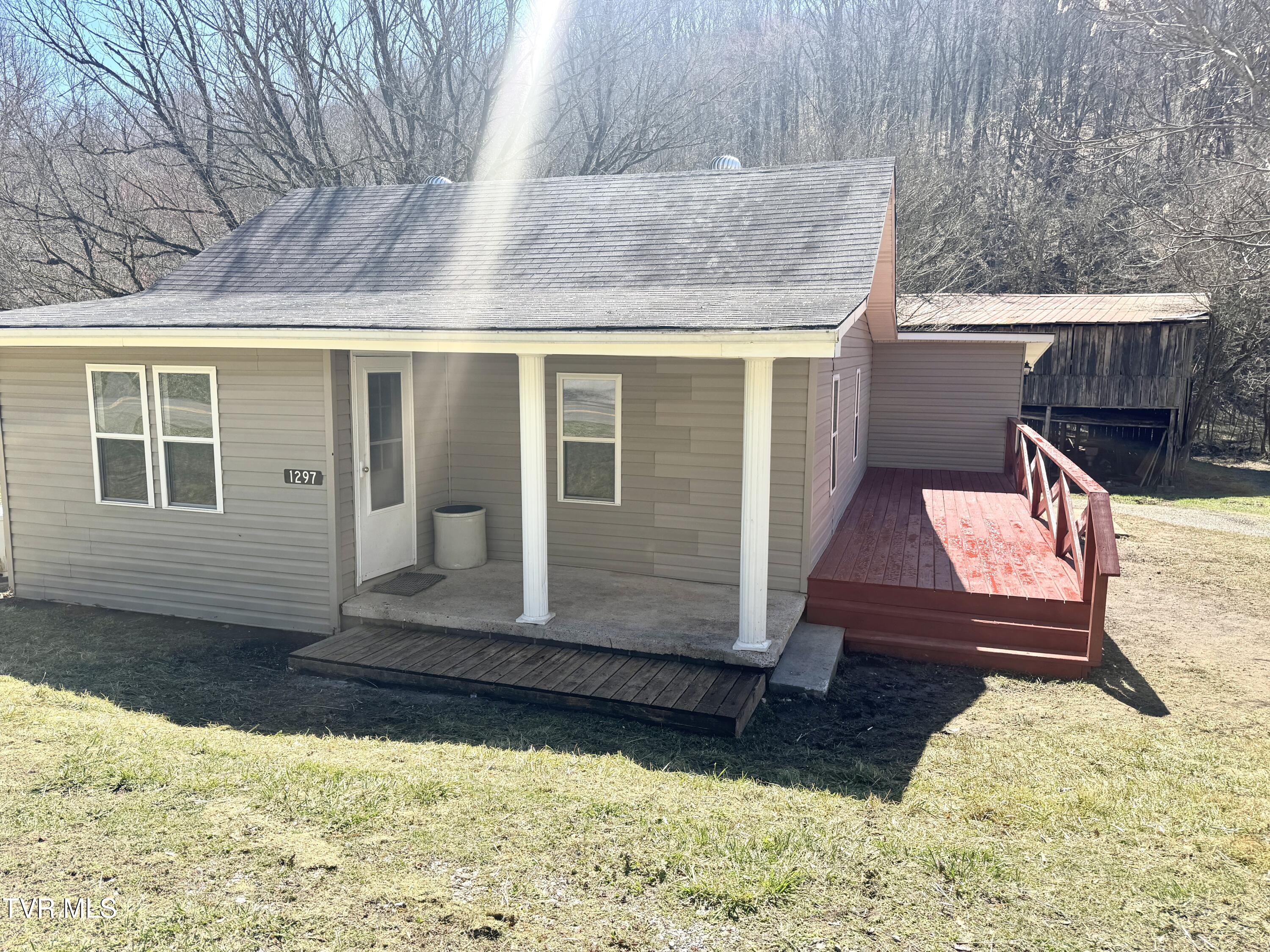 1297 Dry Creek Road, Blackwater, Virginia image 4