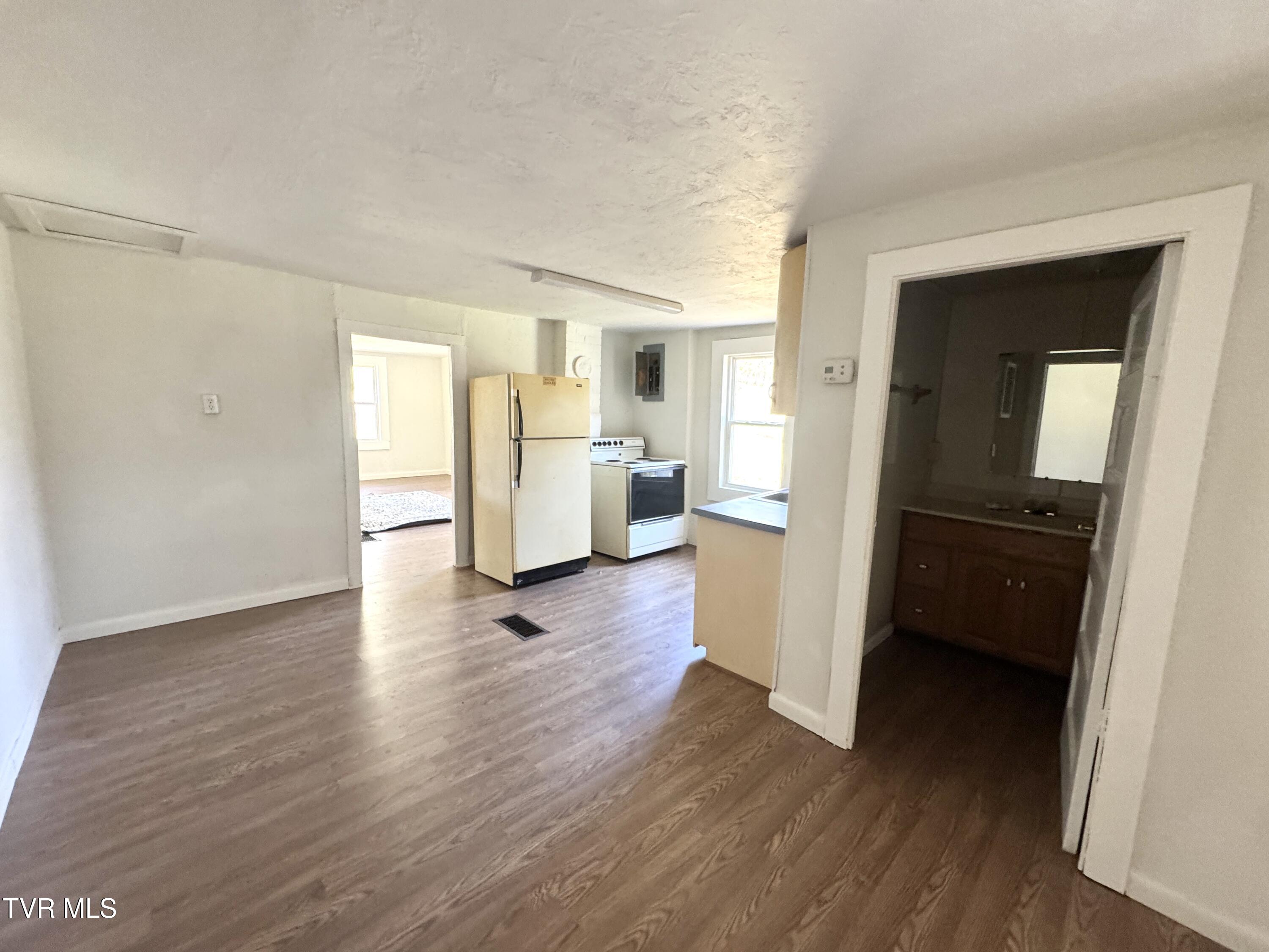 1297 Dry Creek Road, Blackwater, Virginia image 18