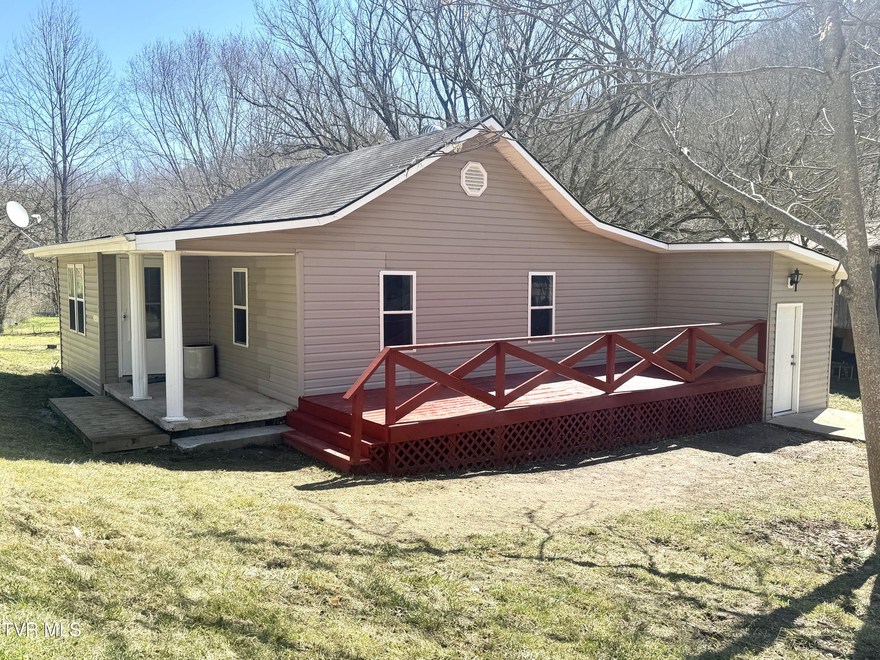 1297 Dry Creek Road, Blackwater, Virginia image 1