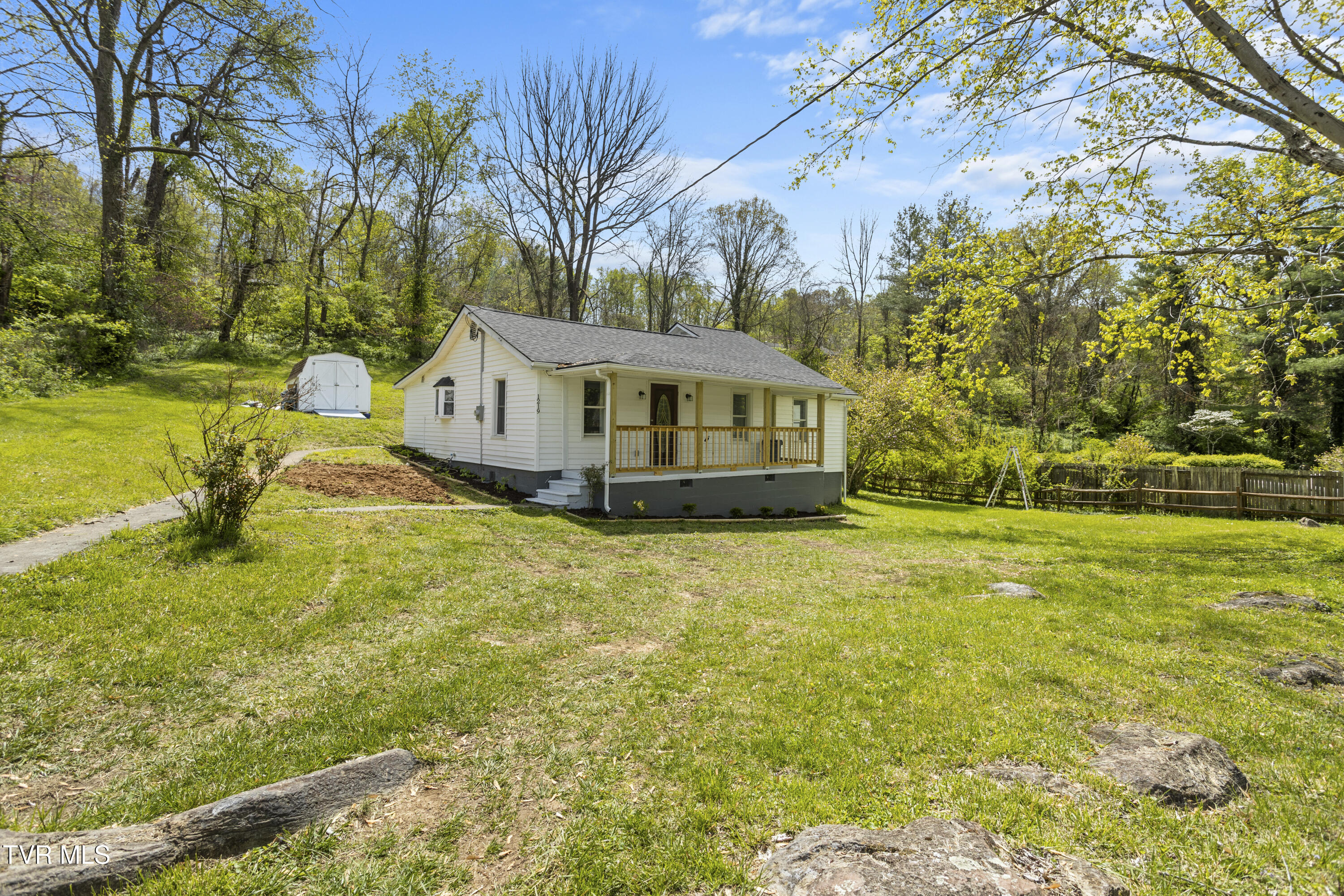 1219 Ledford Street, Elizabethton, Tennessee image 2