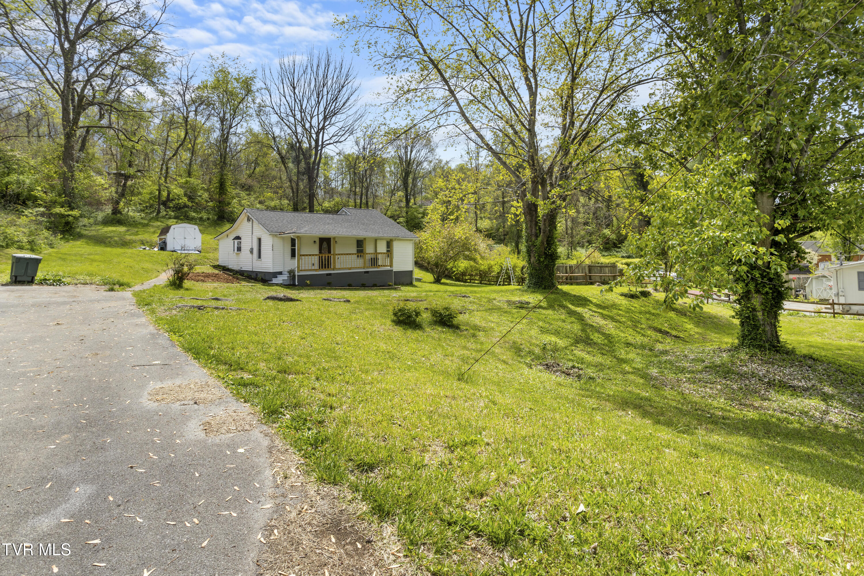 1219 Ledford Street, Elizabethton, Tennessee image 27